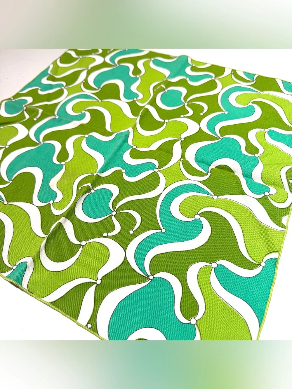 Vintage VERA Napkin (1) - Psychedelic Green Swirl